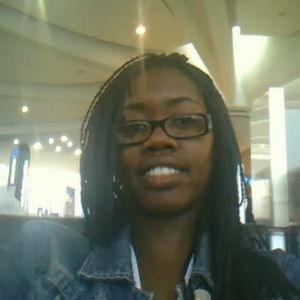 Meet your Posher, Nicole